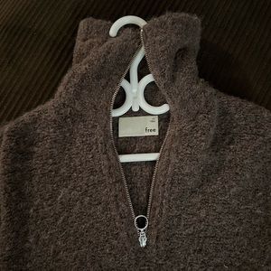 Aritzia wilfred gwyneth wool sweater